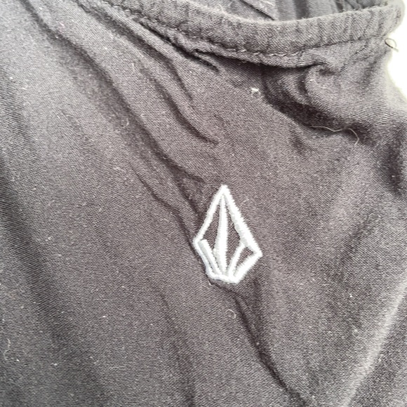 Volcom Black Razorback Tank Sz. S - Picture 3 of 4